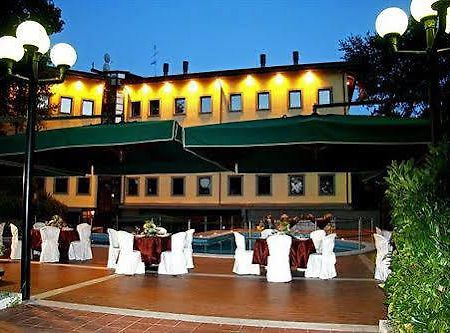 Grand Hotel Villa Dei Papi Marino Buitenkant foto